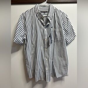 NEW 🎊🎊 Slate & Stone Black and White Striped Button-Down Shirt